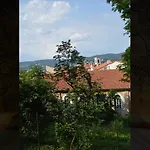 Holiday home Casa Vacanze All'angolo